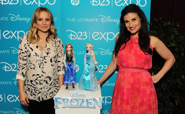 Kristen-Bell-and-Idina-Menzel-Receive-Frozen-Inspired-Dolls-from-Mattel-and-Disney-Store-at-The-D23-frozen-35258380-600-369