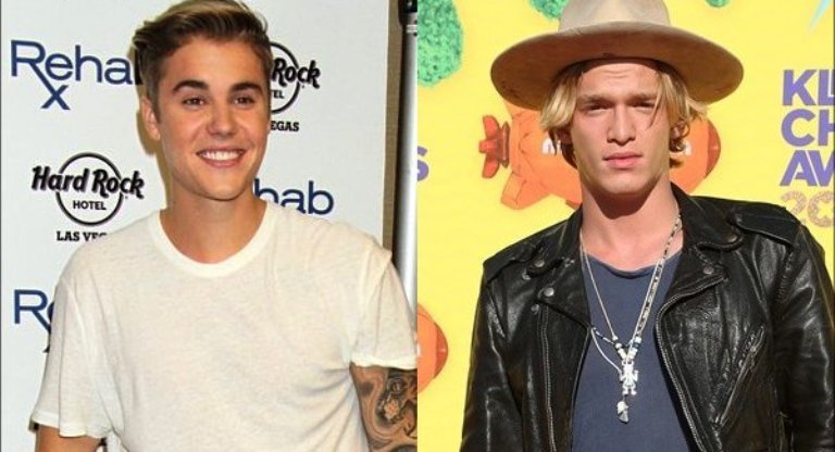 justin-bieber-and-cody-simpson-play-impromptu-duet-at-west-hollywood-restaurant