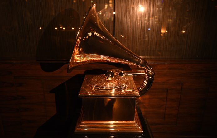 Grammy-Award-696x443