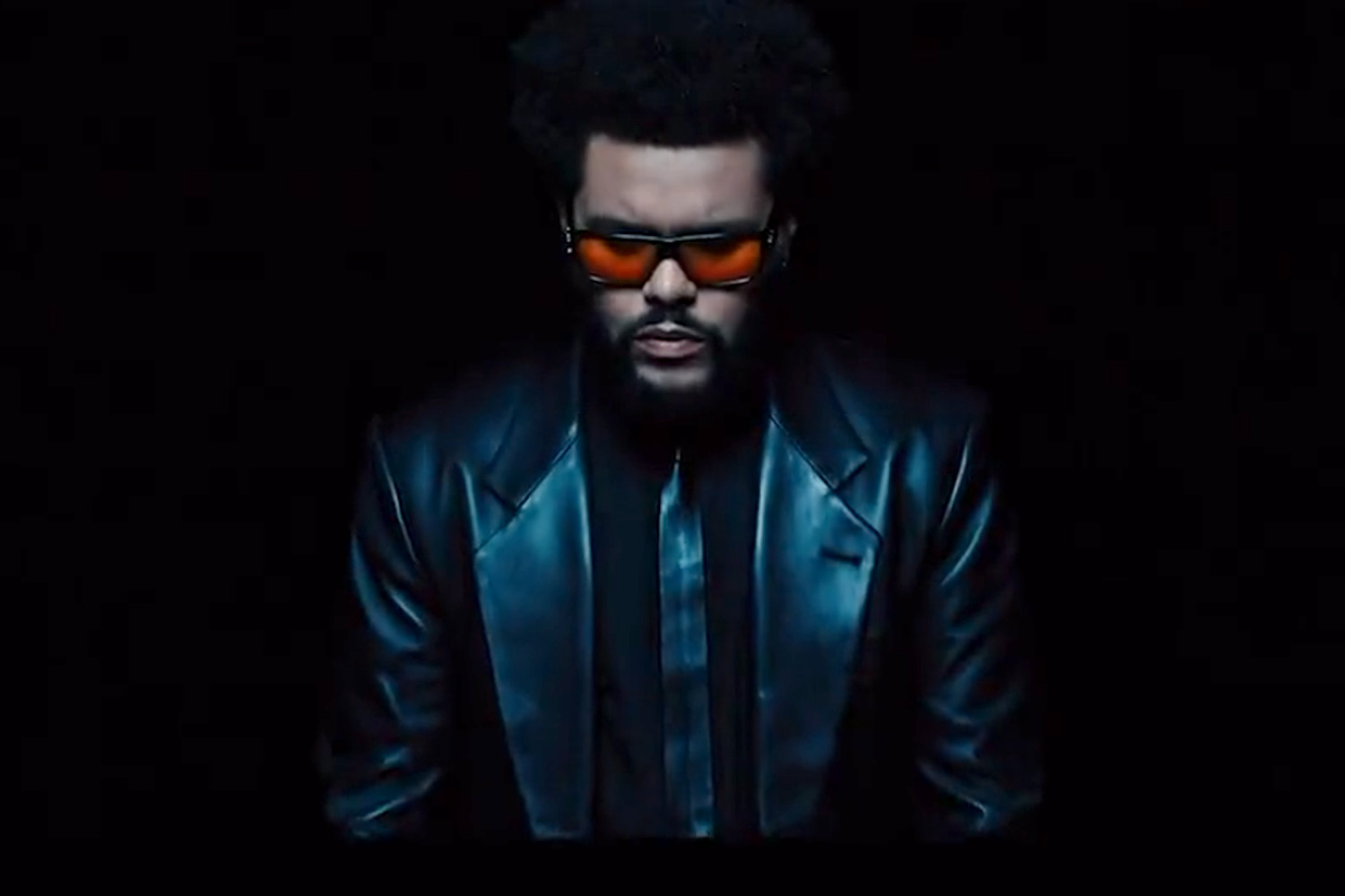The Weeknd Rilis Video Untuk 'How Do I Make You Love Me?'