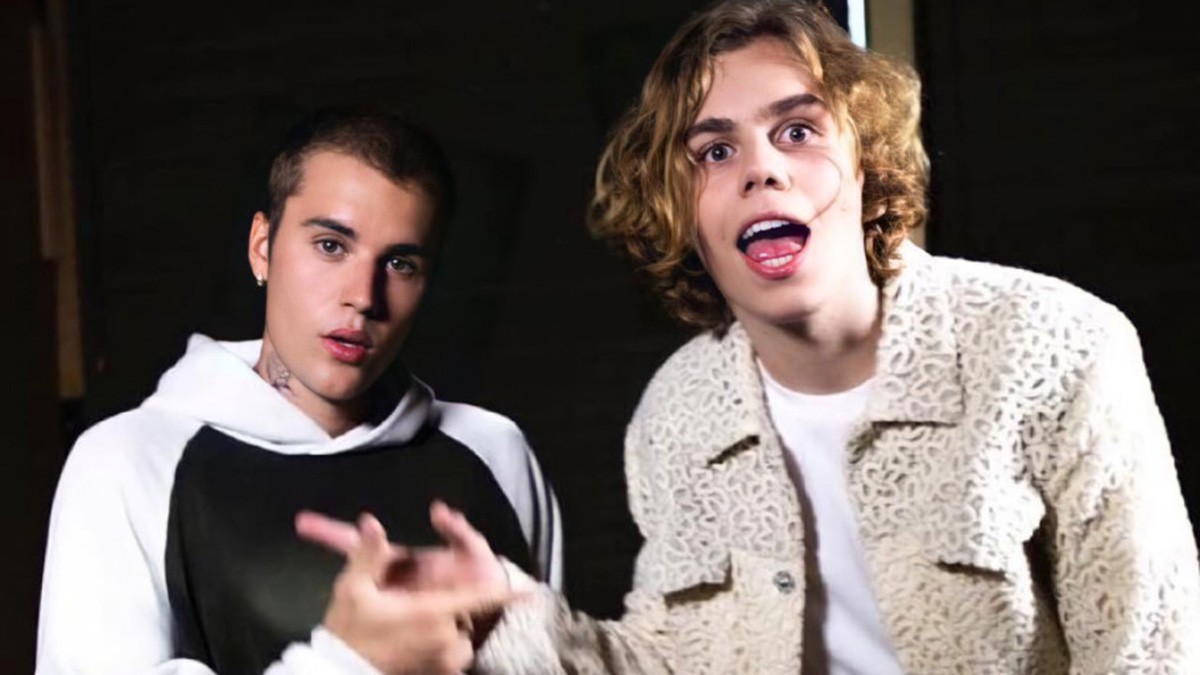 'Stay' The Kid Laroi & Justin Bieber Jadi Lagu Yang Paling Banyak Didengar di Apple Music 2022