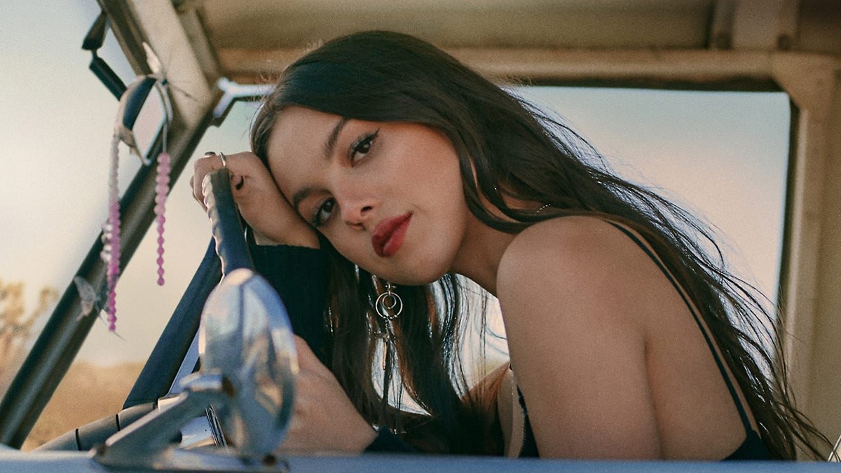 Olivia Rodrigo Beri Teaser Album Keduanya