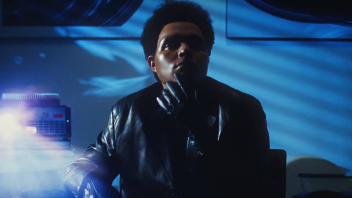 The Weeknd Rilis Video Musik ‘Is There Someone Else?’