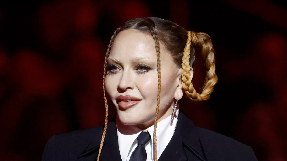 Madonna Merespon Komentar Netizen Yang Mengkritik Penampilannya di Grammy