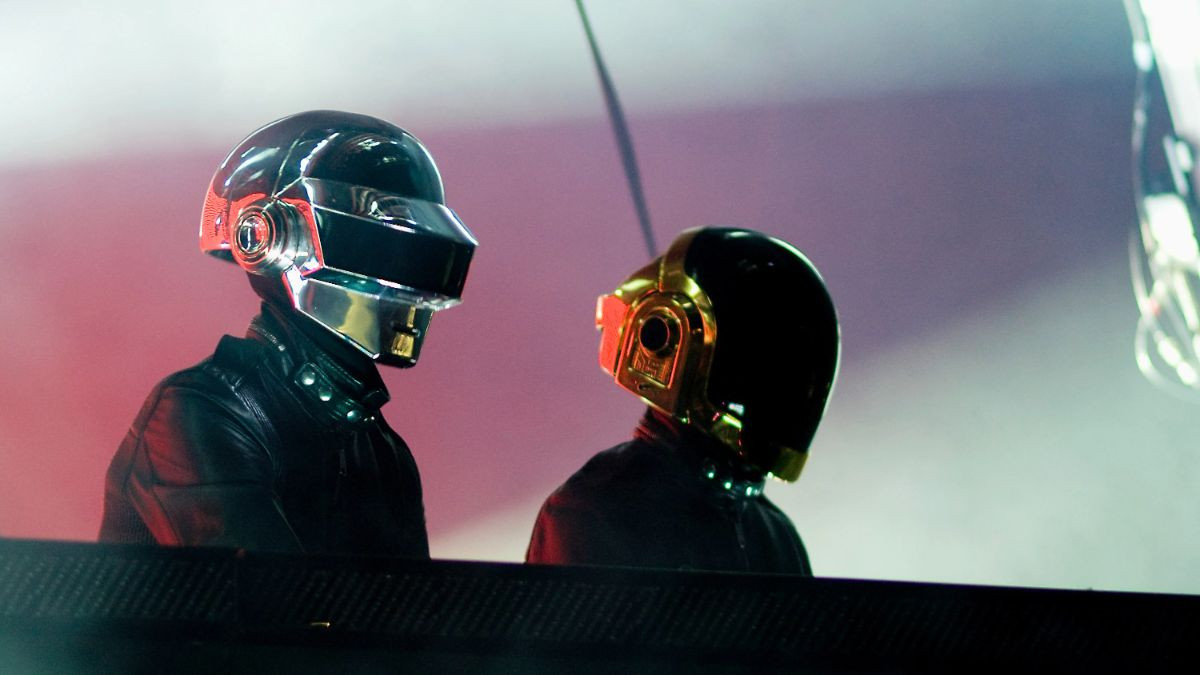 Daft Punk Rilis Lagu Paling Terakhir Diciptakan 'Infinity Repeating'
