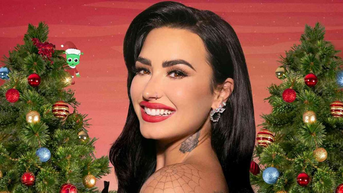 Demi Lovato Bagikan Trailer 'A Very Demi Holiday Special' yang Menampilkan JoJo dan Paris Hilton