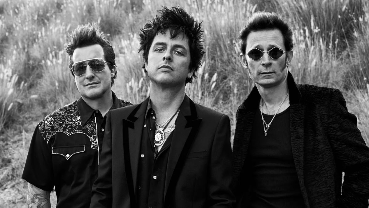 Album "Saviors" Green Day Berhasil Debut 10 Besar Billboard 200